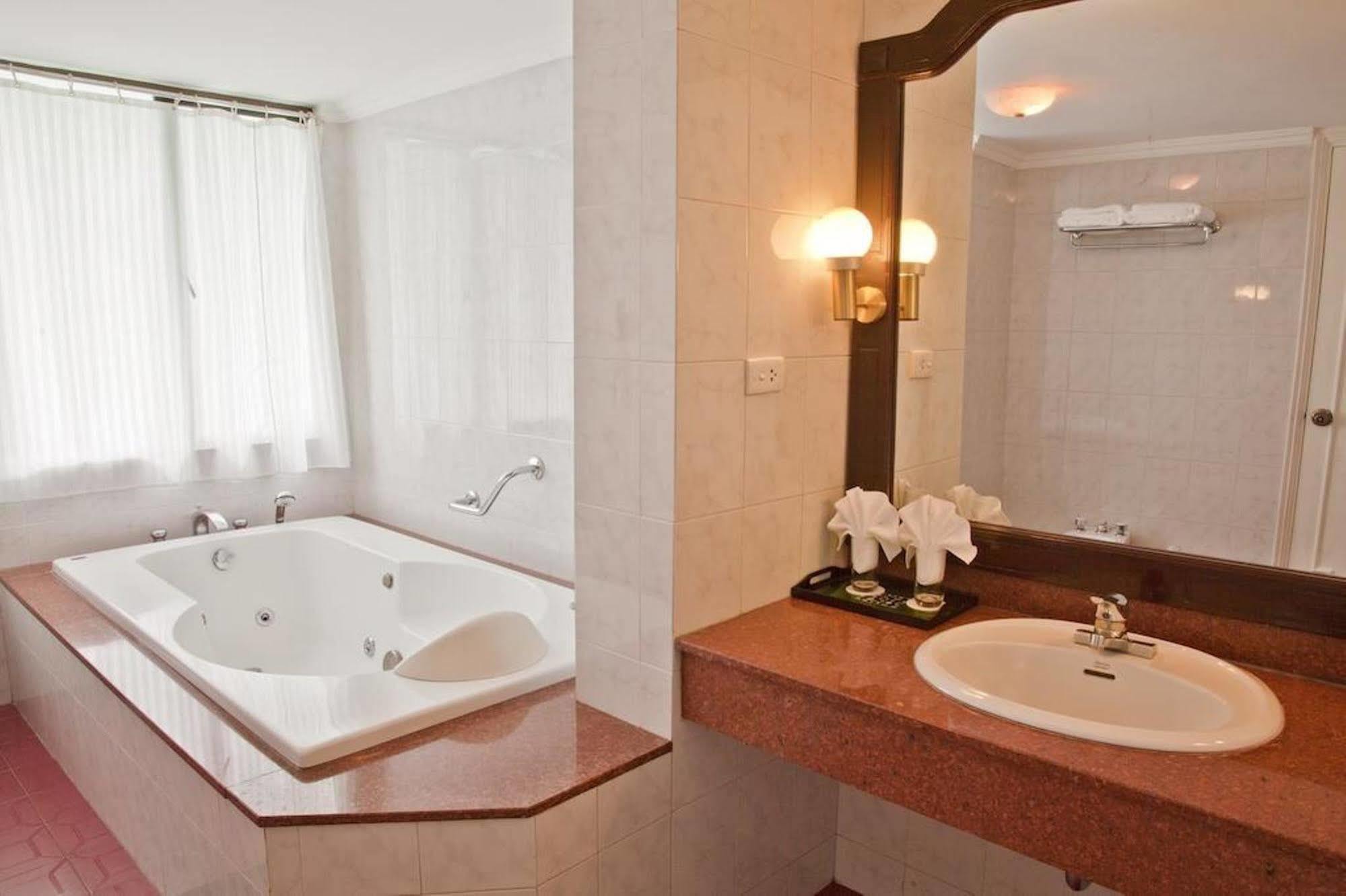 Green Park Hotel Hanoi Esterno foto