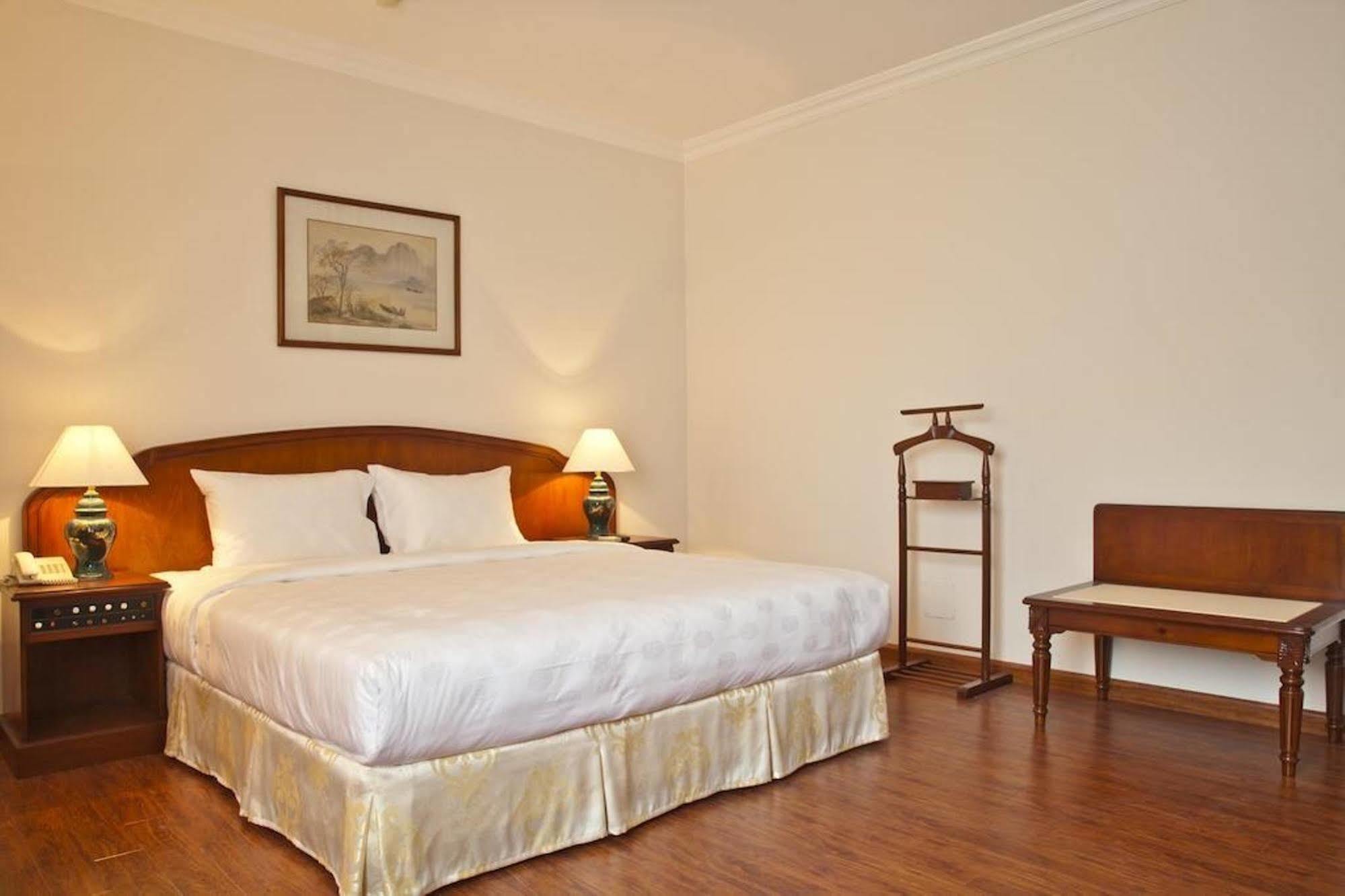 Green Park Hotel Hanoi Esterno foto